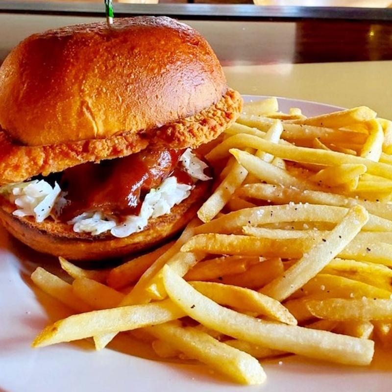 Ingas Alpine Tavern | night club | 5151 Leetsdale Dr, Denver, CO 80246, USA | 7203896203 OR +1 720-389-6203