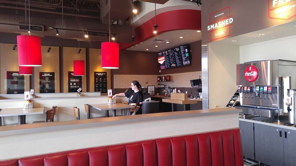 Smashburger | restaurant | 13700 E Colfax Ave suite j, Aurora, CO 80011, USA | 7205054605 OR +1 720-505-4605