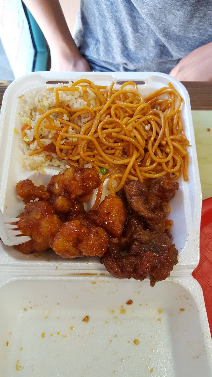 China Chefs Express Chinese Food | restaurant | 2020 S Central Ave, Los Angeles, CA 90011, USA | 2137650188 OR +1 213-765-0188