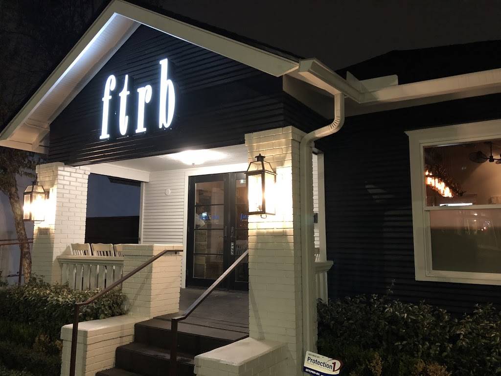 Field & Tides | restaurant | 705 E 11th St, Houston, TX 77008, USA | 7138616143 OR +1 713-861-6143