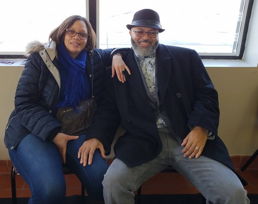 Gina’s Soulfood | restaurant | 18000 E 9 Mile Rd, Eastpointe, MI 48021, USA | 5868597252 OR +1 586-859-7252