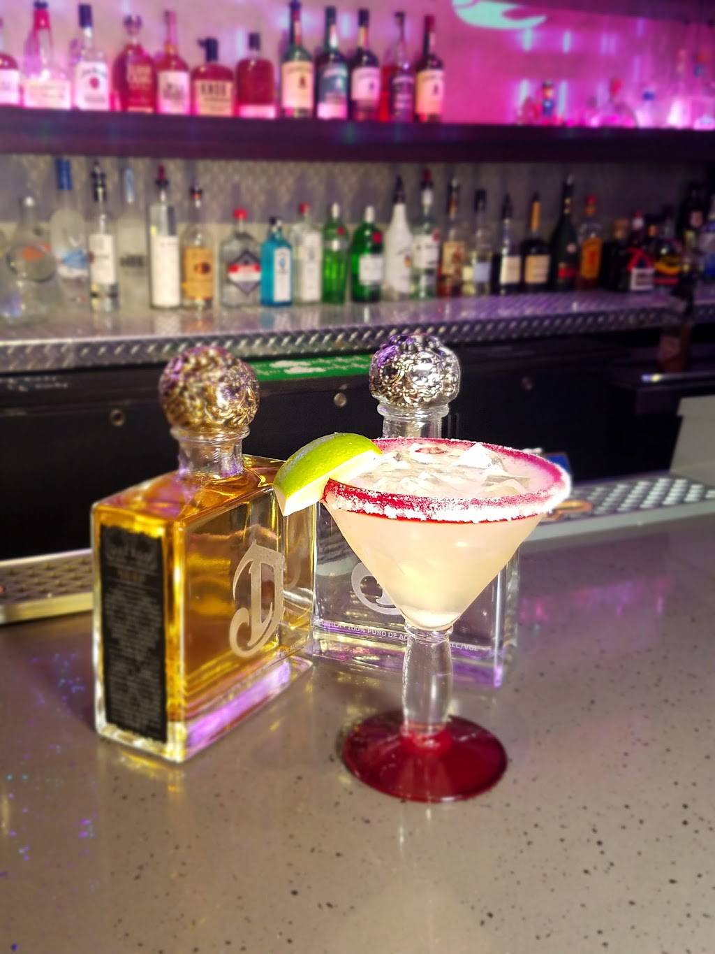 El Jefe Sport Cantina | restaurant | 186 Dyckman St, New York, NY 10040, USA | 6464550155 OR +1 646-455-0155