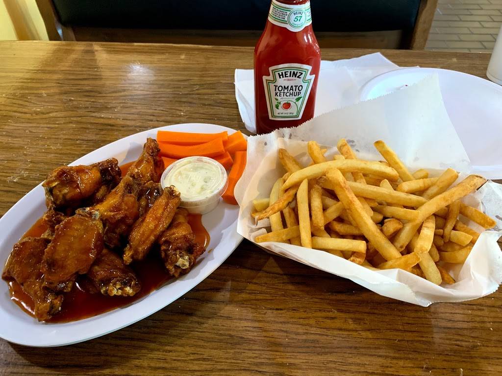 Wings Express | restaurant | 1449 E Main St, Mesa, AZ 85204, USA | 4806412511 OR +1 480-641-2511
