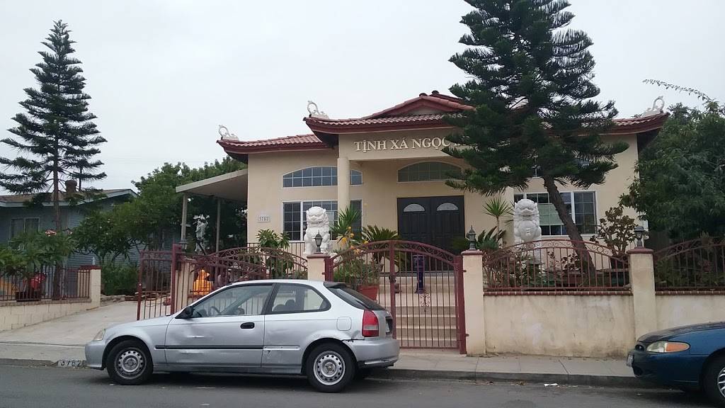 Wienerschnitzel | restaurant | 4530 El Cajon Blvd, San Diego, CA 92115, USA | 6192819618 OR +1 619-281-9618