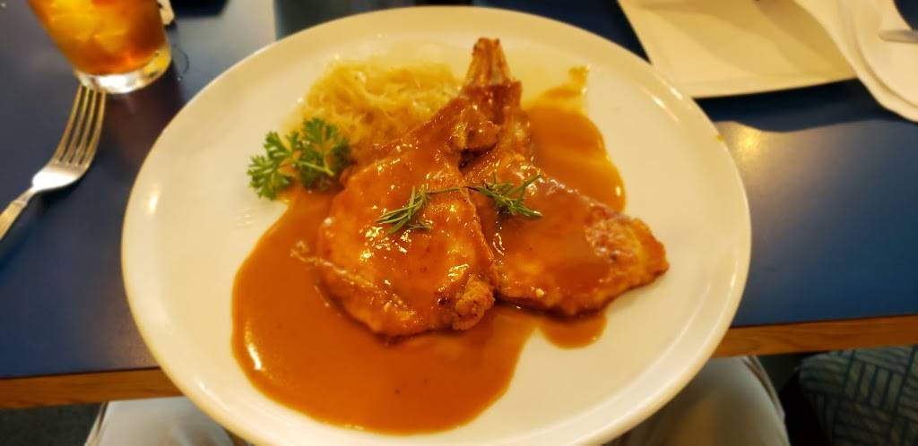 Euro Bistro | restaurant | 314 Elden St, Herndon, VA 20170, USA | 7034818158 OR +1 703-481-8158