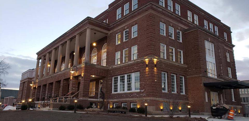 The 1844 Table & Mash | restaurant | 5708 8th Ave, Kenosha, WI 53140, USA | 2627648940 OR +1 262-764-8940