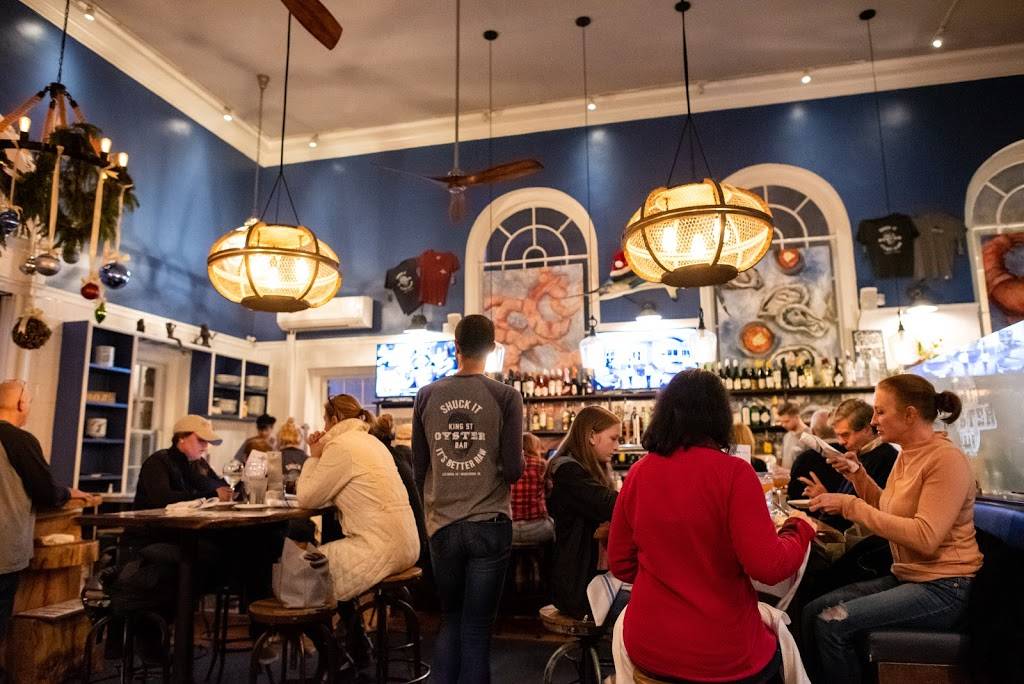 King Street Oyster Bar | restaurant | 1 E Washington St, Middleburg, VA 20117, USA | 5408833156 OR +1 540-883-3156