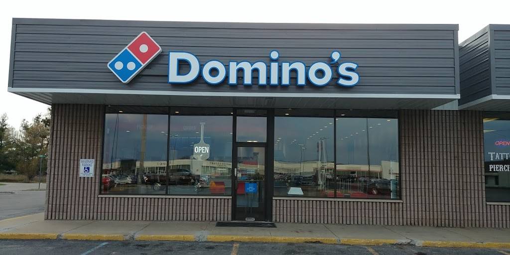 Dominos Pizza | meal delivery | 1435 N Mitchell St Ste A, Cadillac, MI 49601, USA | 2315779900 OR +1 231-577-9900