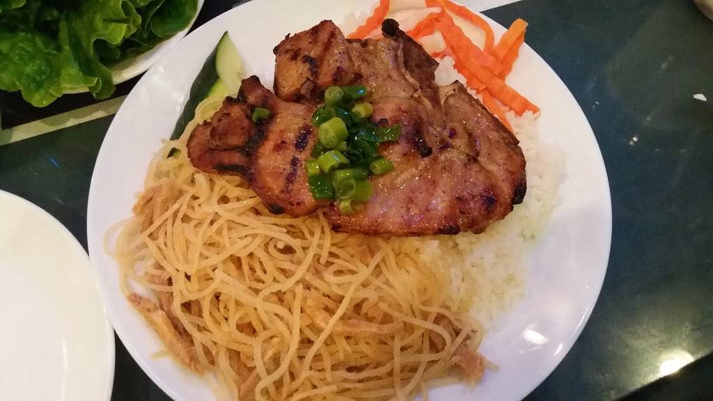 Pho Hoai | restaurant | 8616 4th Ave, Brooklyn, NY 11209, USA | 7187451640 OR +1 718-745-1640