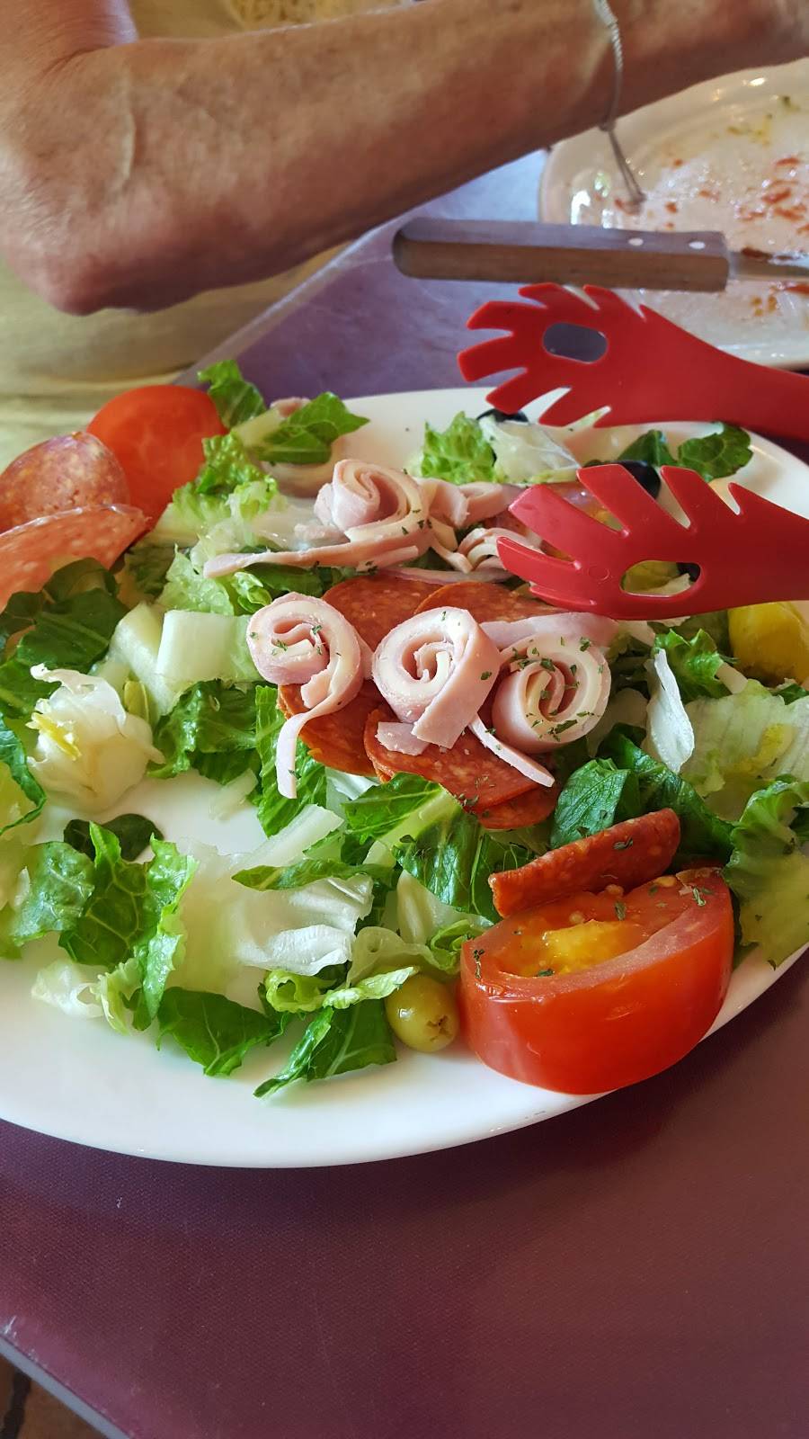 Little Italy Pizzeria | restaurant | 900 State St, Ogdensburg, NY 13669, USA | 3157130000 OR +1 315-713-0000