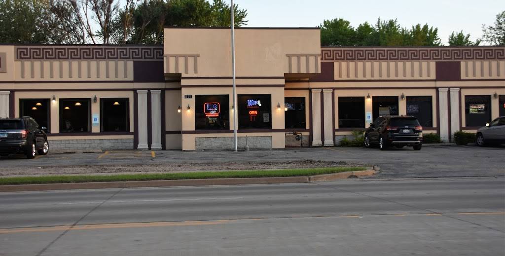 My Place Bar & Grill | restaurant | 4621 W Elm St, McHenry, IL 60050, USA | 8156796594 OR +1 815-679-6594