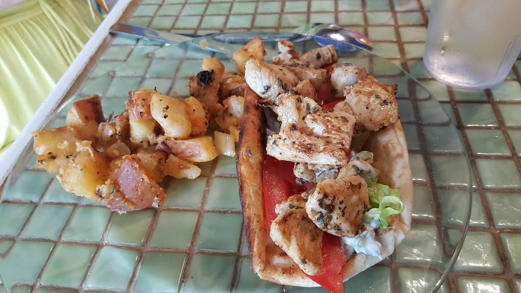 Christinas Breakfast & Lunch Restaurant | restaurant | 263 NE 2nd Ave, Delray Beach, FL 33444, USA | 5612783200 OR +1 561-278-3200