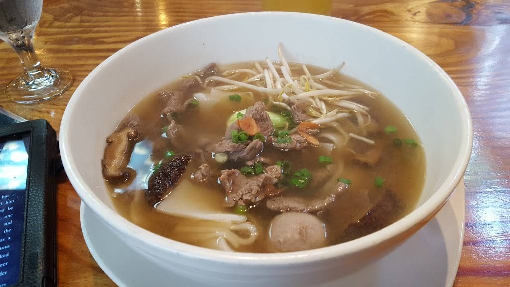 My Noodle & Bar | restaurant | 1600 Monument Ave, Richmond, VA 23220, USA | 8043081613 OR +1 804-308-1613