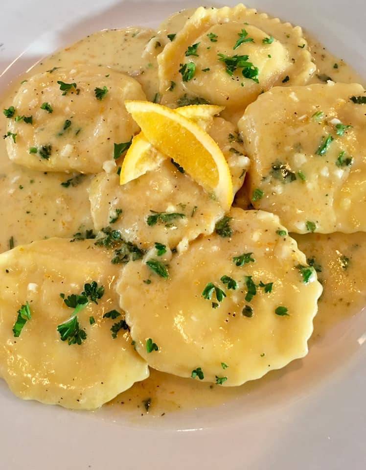 Cortonas Italian Cuisine & Wine Bar | restaurant | 209 S Main St, Fortville, IN 46040, USA | 3177474242 OR +1 317-747-4242