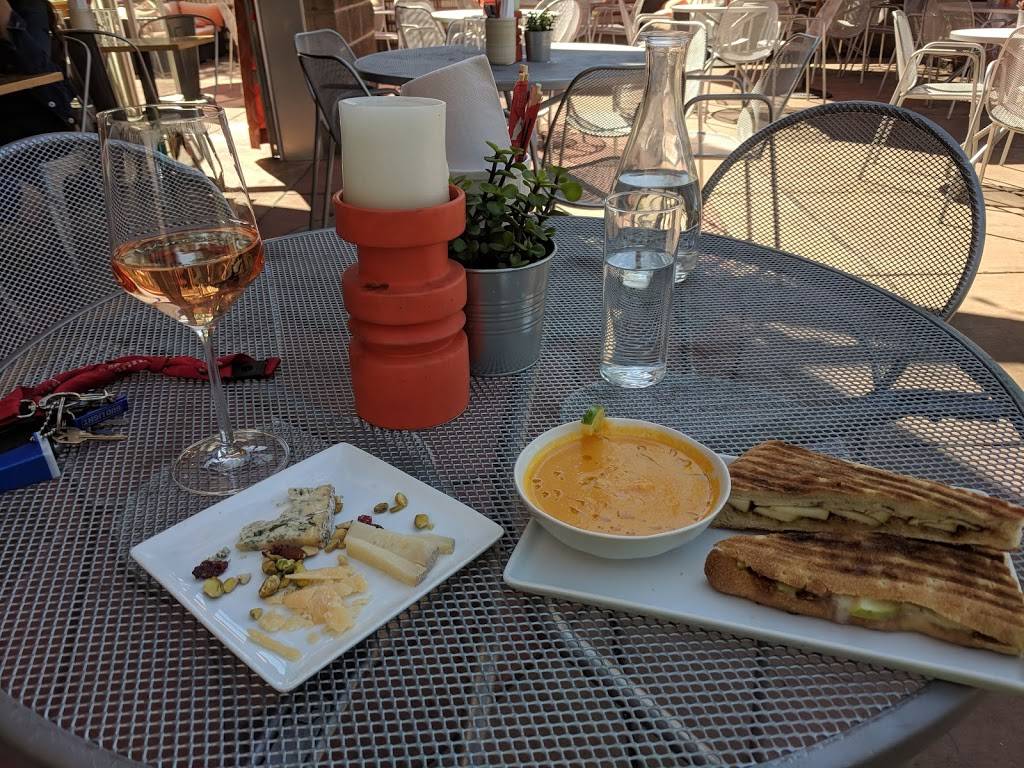 eat + drink | cafe | 56 Edwards Village Blvd #104, Edwards, CO 81632, USA | 9709261393 OR +1 970-926-1393