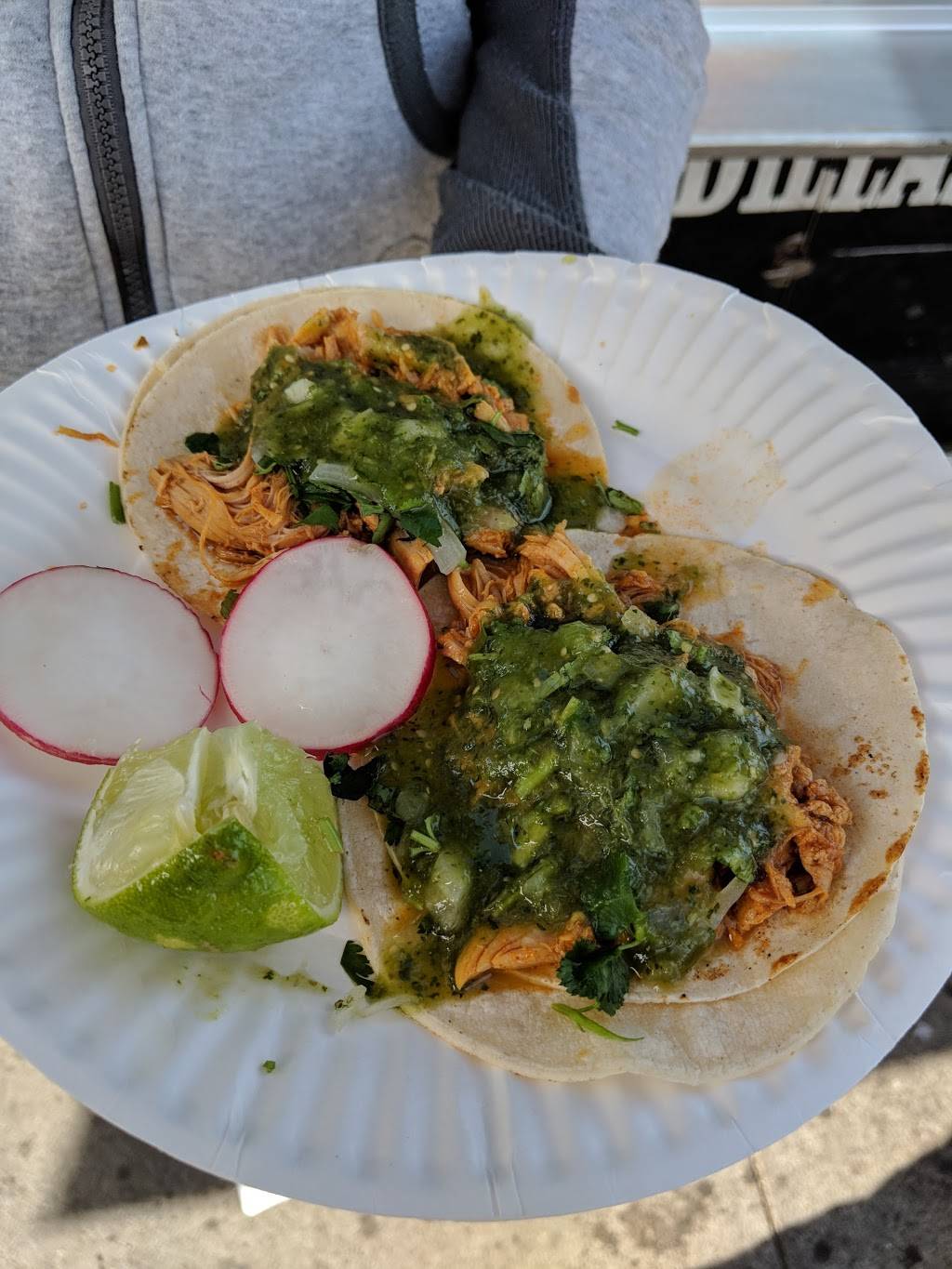 El Tonayense | restaurant | 1719 Harrison St, San Francisco, CA 94103, USA | 4155590404 OR +1 415-559-0404