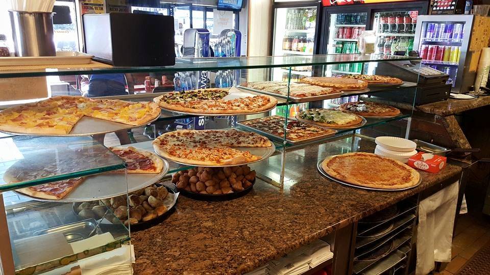 Corona Pizza | meal delivery | 5123 108th St, Corona, NY 11368, USA | 7182713736 OR +1 718-271-3736