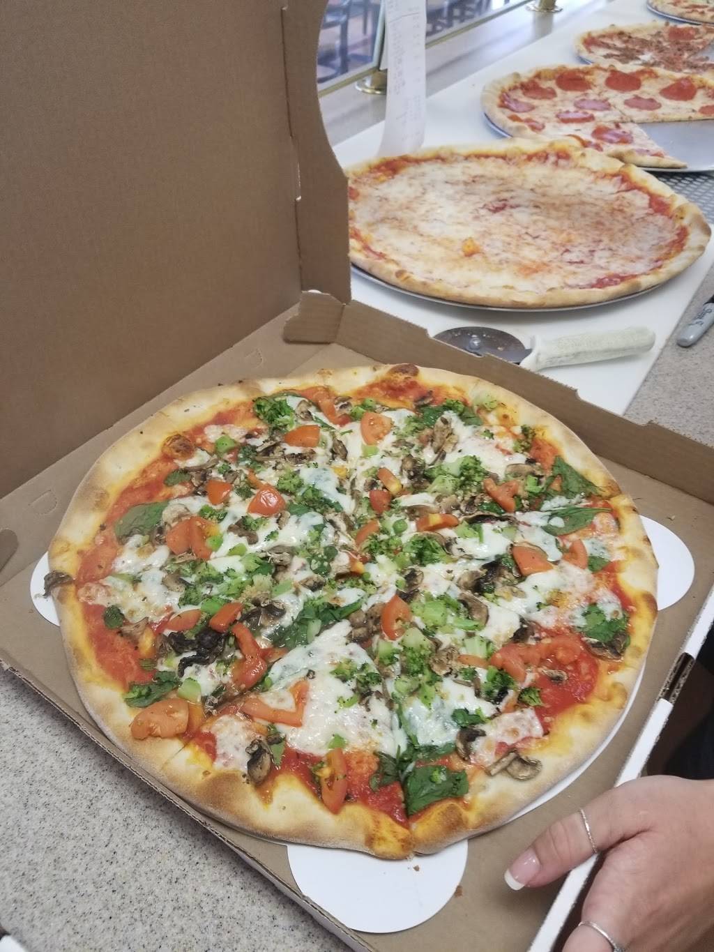 Toppings Pizza Company | restaurant | 5330 New Design Rd, Frederick, MD 21703, USA | 2405751212 OR +1 240-575-1212