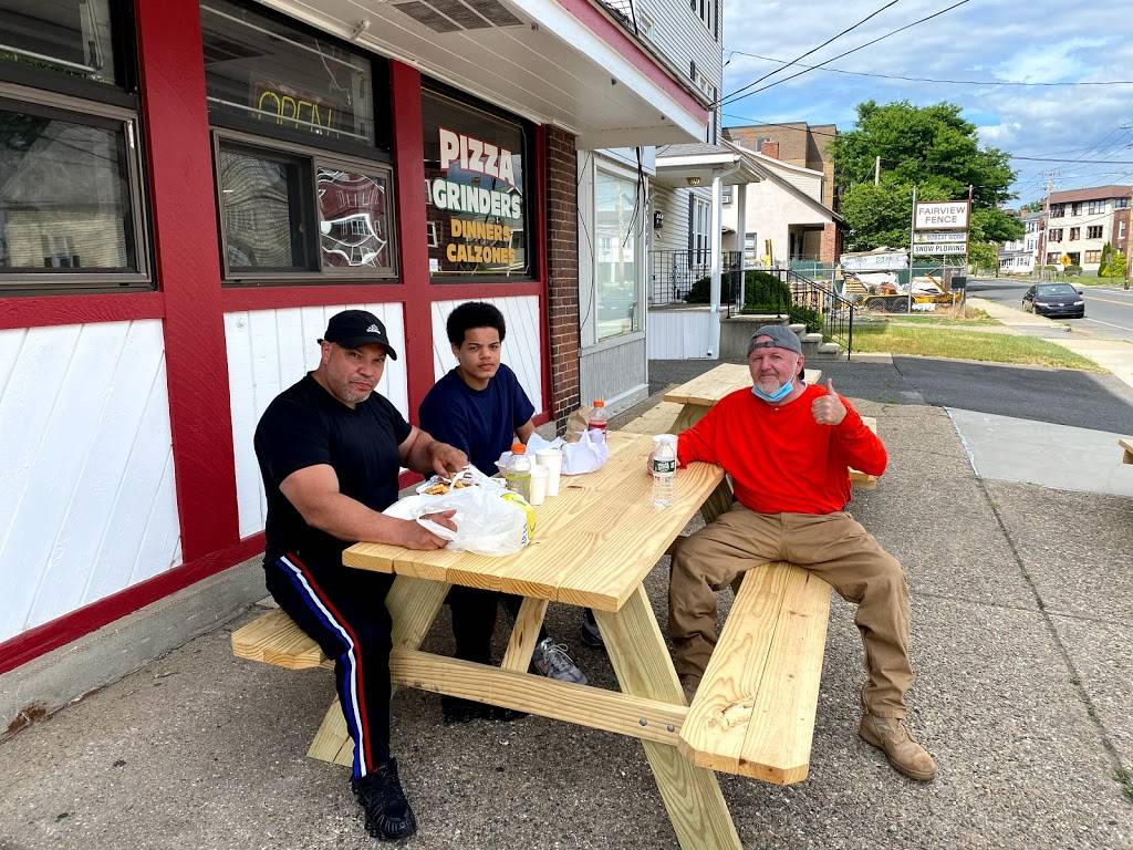 Chicopee Family Pizza | restaurant | 582 Chicopee St, Chicopee, MA 01013, USA | 4133159166 OR +1 413-315-9166