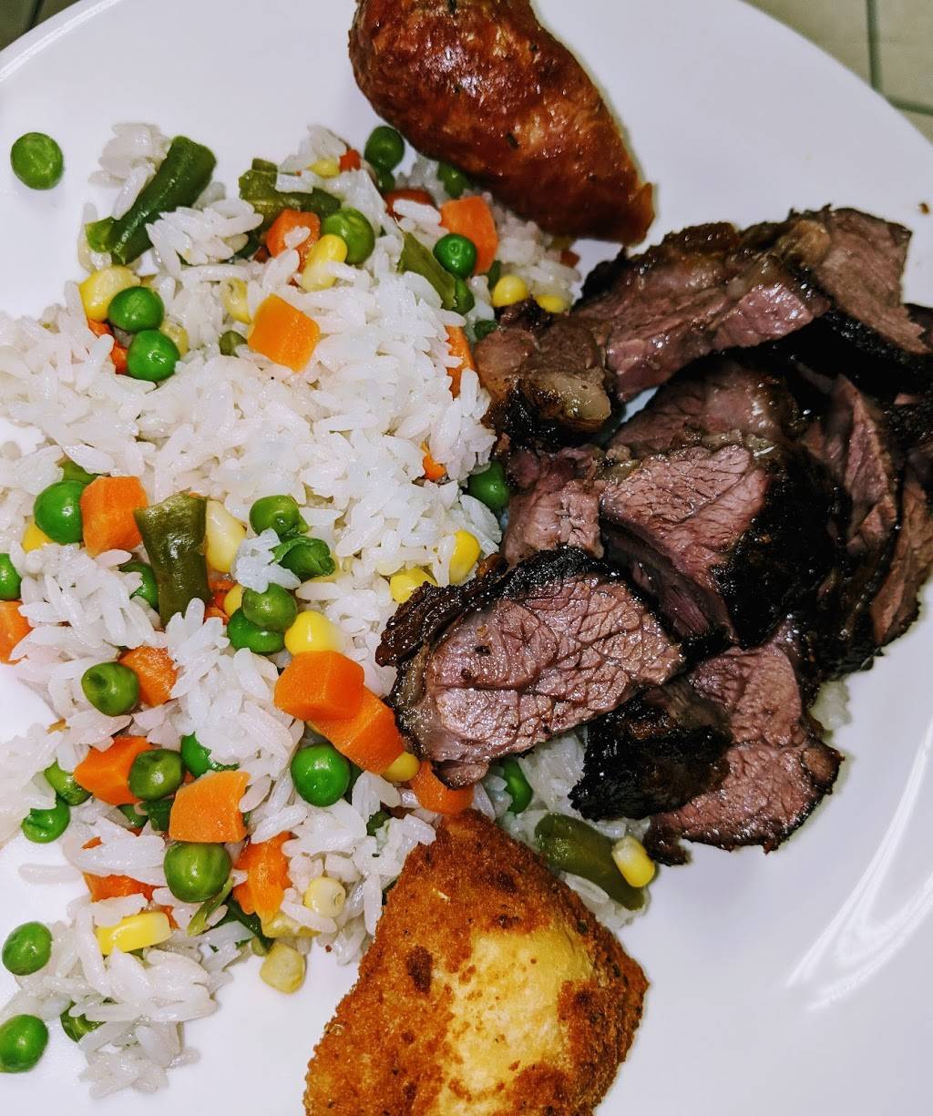 Gauchao Brazilian Cuisine | restaurant | 102 Broadway, Somerville, MA 02145, USA | 6176256100 OR +1 617-625-6100