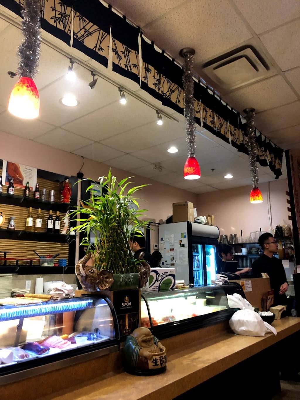 Tokushima Sushi | restaurant | 250 Taunton Rd E, Oshawa, ON L1G 7T1, Canada | 9054329888 OR +1 905-432-9888