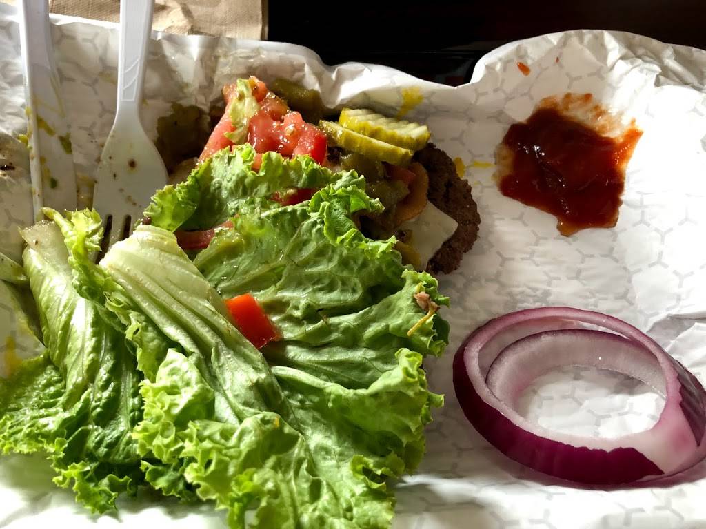 Christees | restaurant | 8600 Indian School Rd NE, Albuquerque, NM 87112, USA | 5052758334 OR +1 505-275-8334