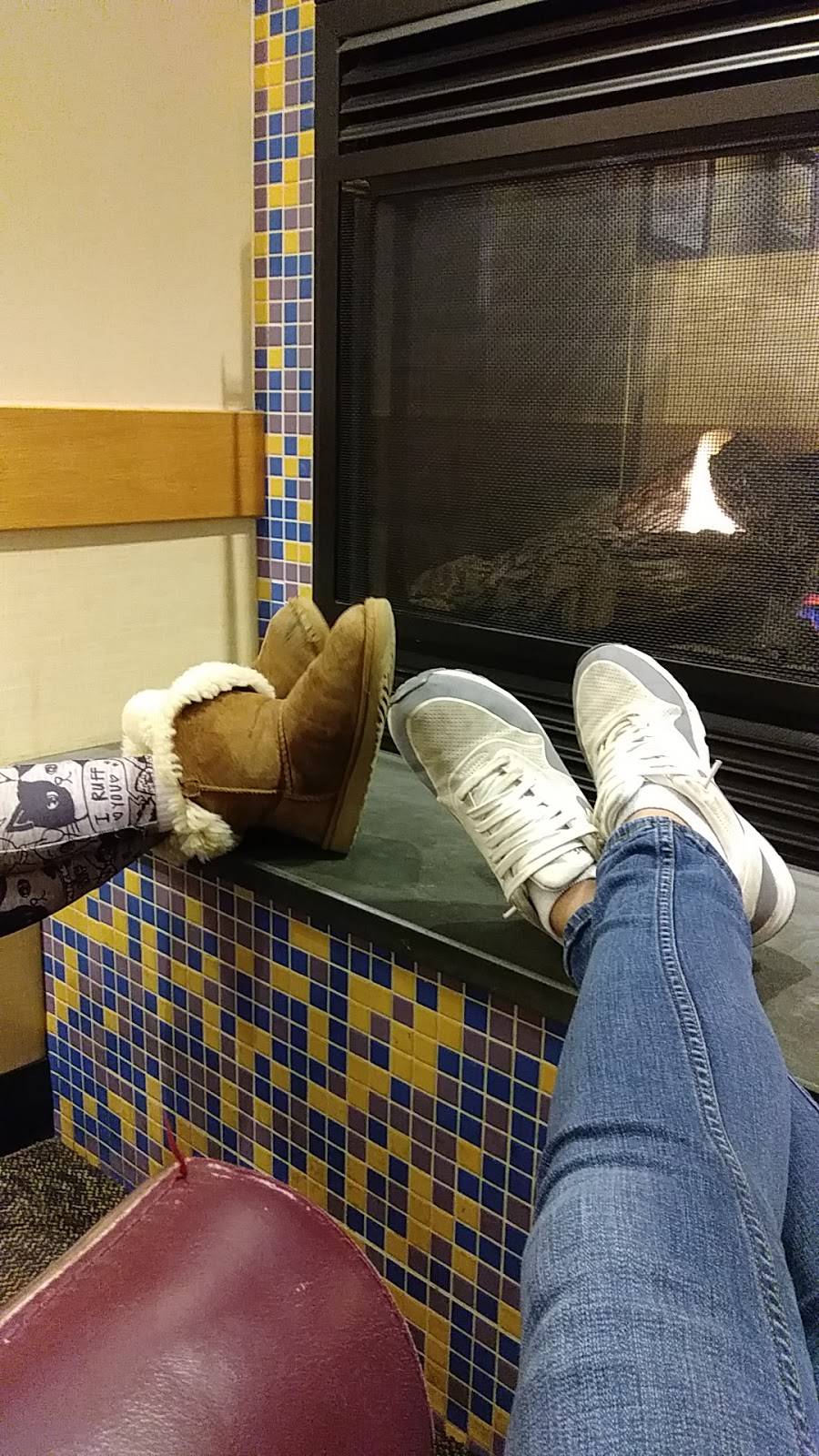 Panera Bread | bakery | 160 Old Tower Hill Rd, Wakefield, RI 02879, USA | 4017880102 OR +1 401-788-0102