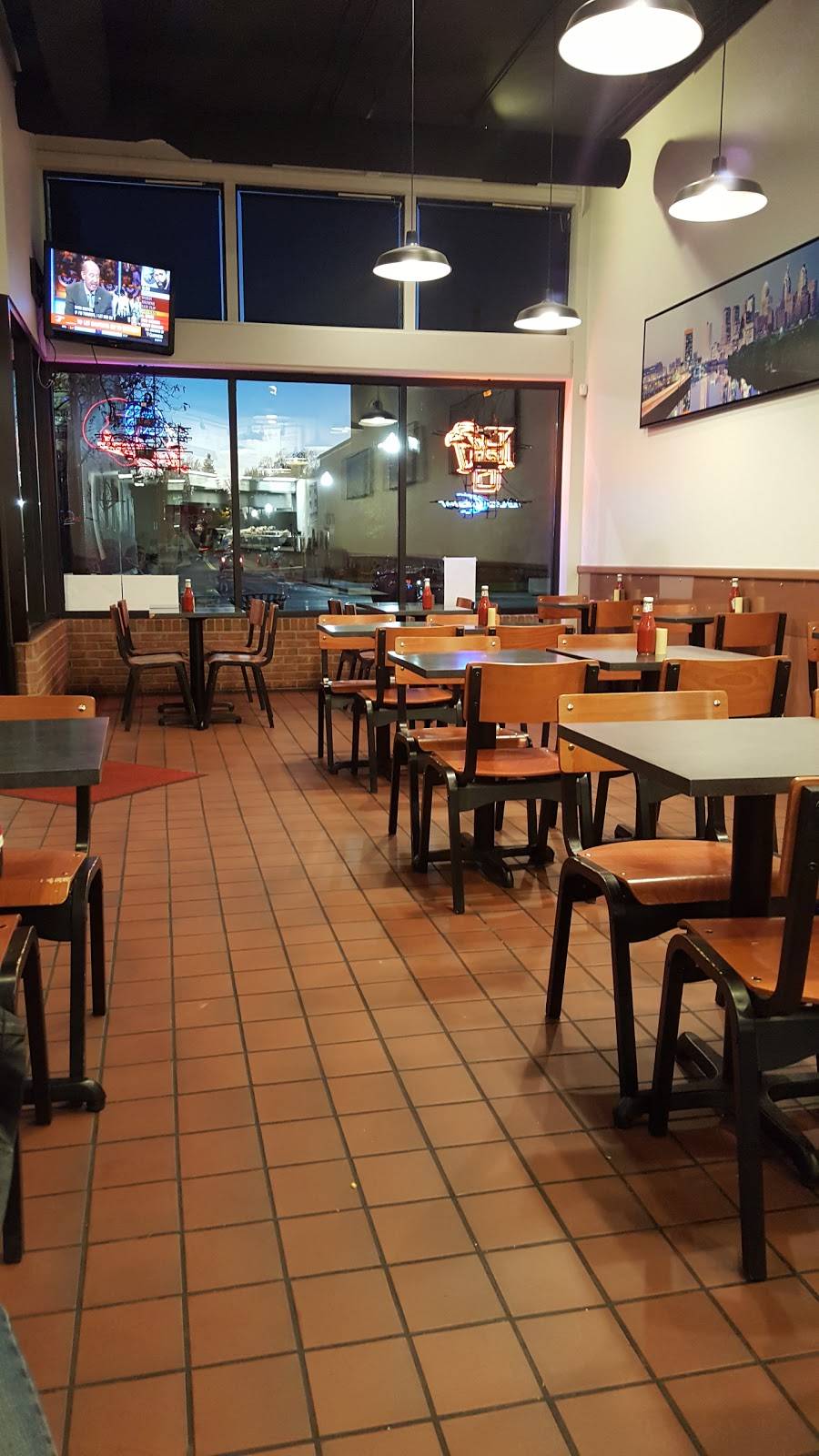 Mr. Spots | meal delivery | 206 N Main St, Bowling Green, OH 43402, USA | 4193527768 OR +1 419-352-7768