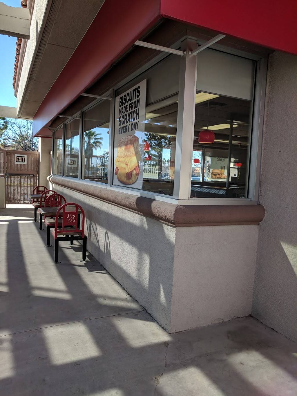 Carls Jr. | restaurant | 401 Los Angeles Ave, Moorpark, CA 93021, USA | 8055237034 OR +1 805-523-7034