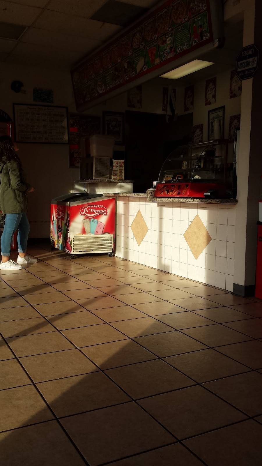 New Milenio Pizza | restaurant | 8532 Long Beach Blvd, South Gate, CA 90280, USA | 3235810731 OR +1 323-581-0731