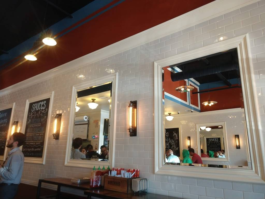 Fish District | meal takeaway | 2675 Gateway Rd #102, Carlsbad, CA 92010, USA | 4422440221 OR +1 442-244-0221