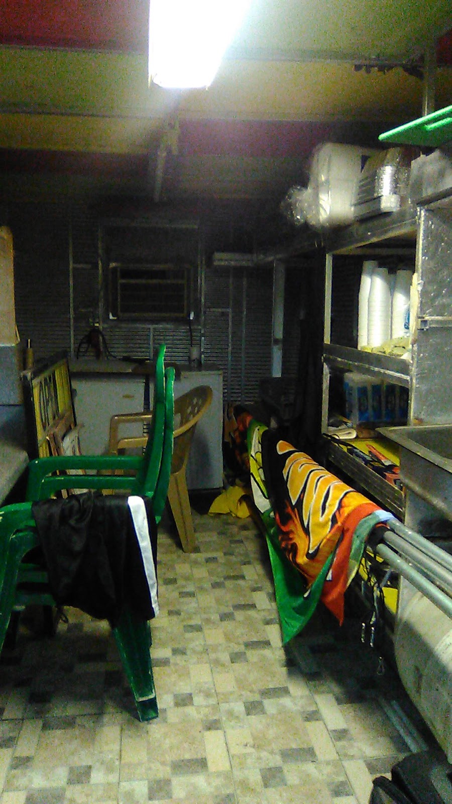 Ten 4 Hill Chill Pill/B&B Communication | restaurant | 1096 E Union Ave, Wynne, AR 72396, USA | 8705941154 OR +1 870-594-1154