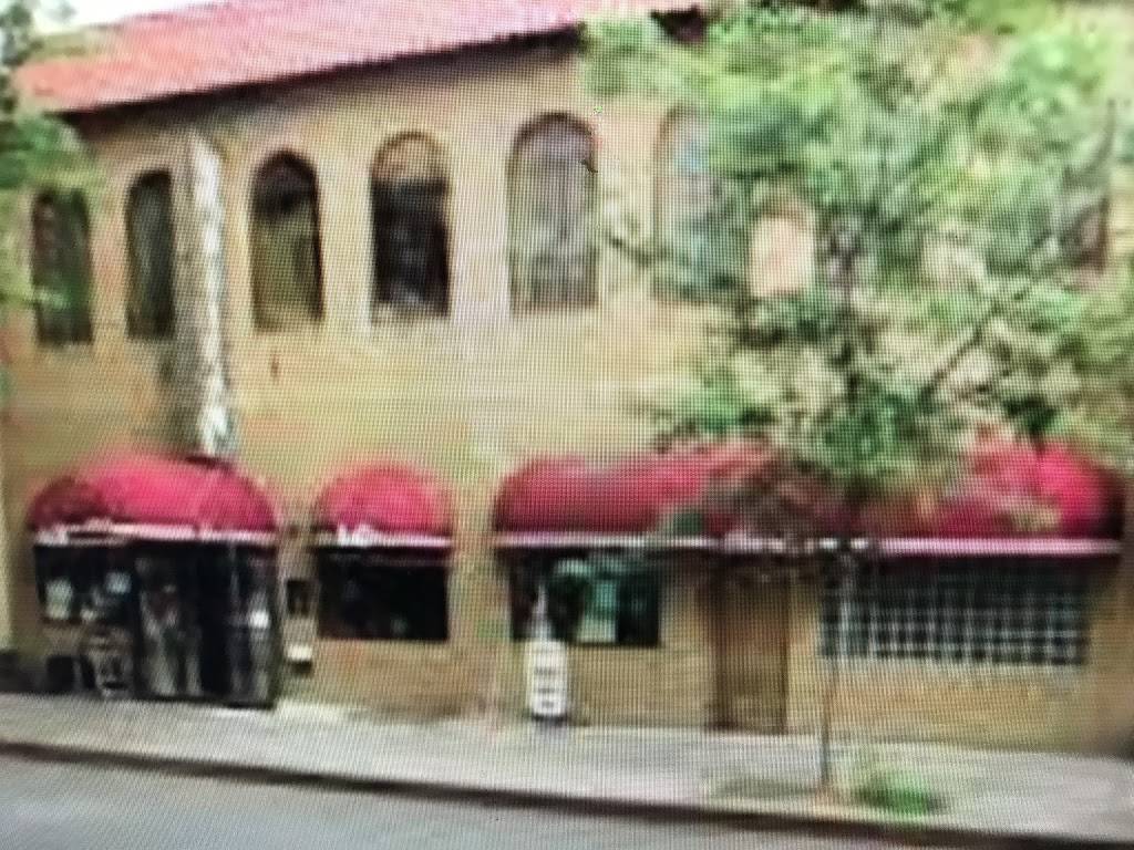 Marios | restaurant | 8196, 2342 Arthur Ave, Bronx, NY 10458, USA | 7185841188 OR +1 718-584-1188