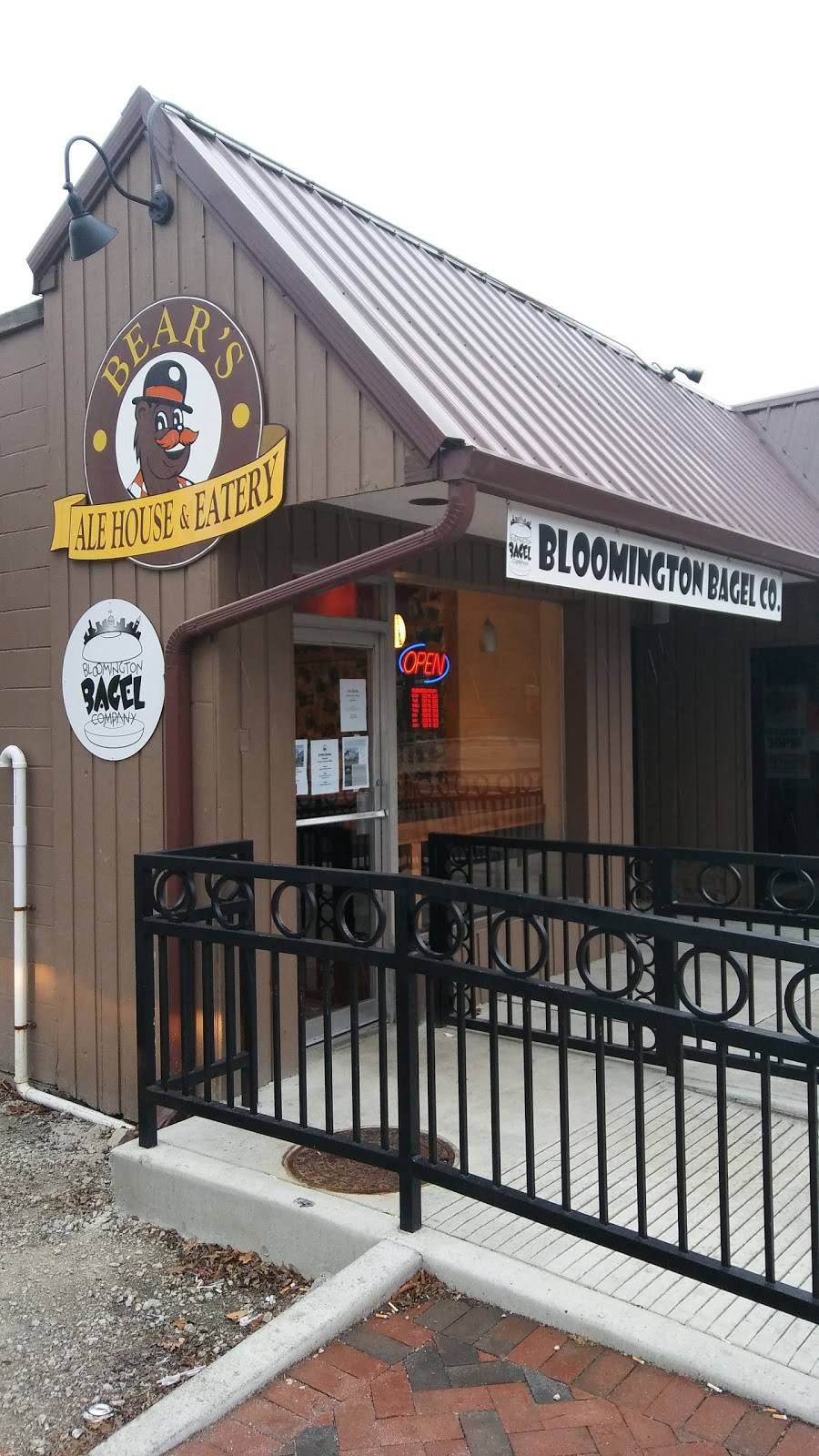 Bears Place | restaurant | 1316 E 3rd St, Bloomington, IN 47401, USA | 8123393460 OR +1 812-339-3460