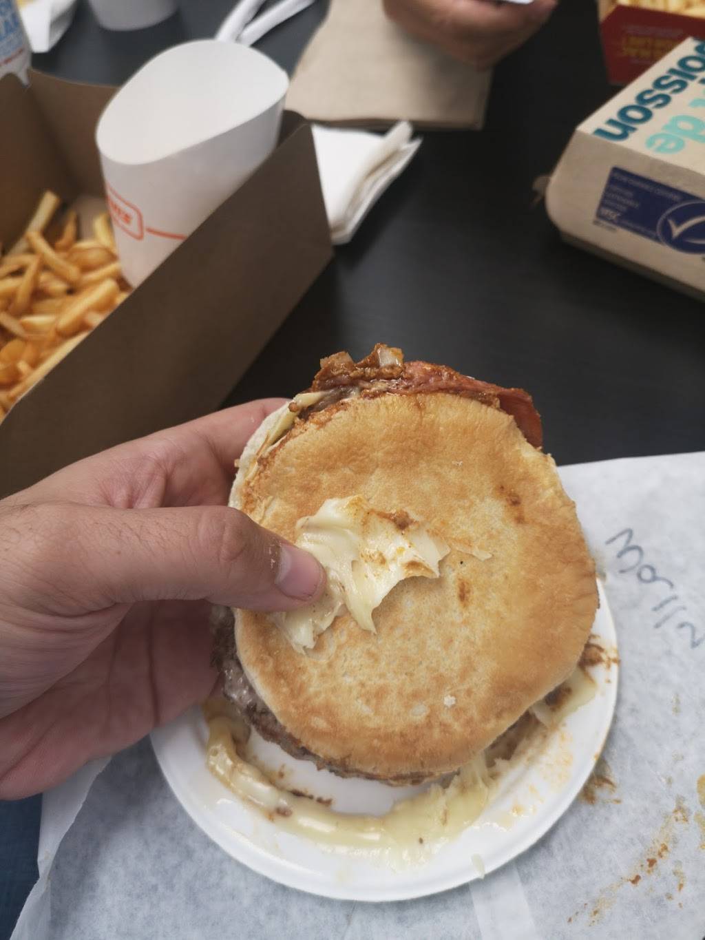 Dic Anns | restaurant | 1010 Rue Legendre O, Montréal, QC H4N 3L9, Canada | 5143818555 OR +1 514-381-8555