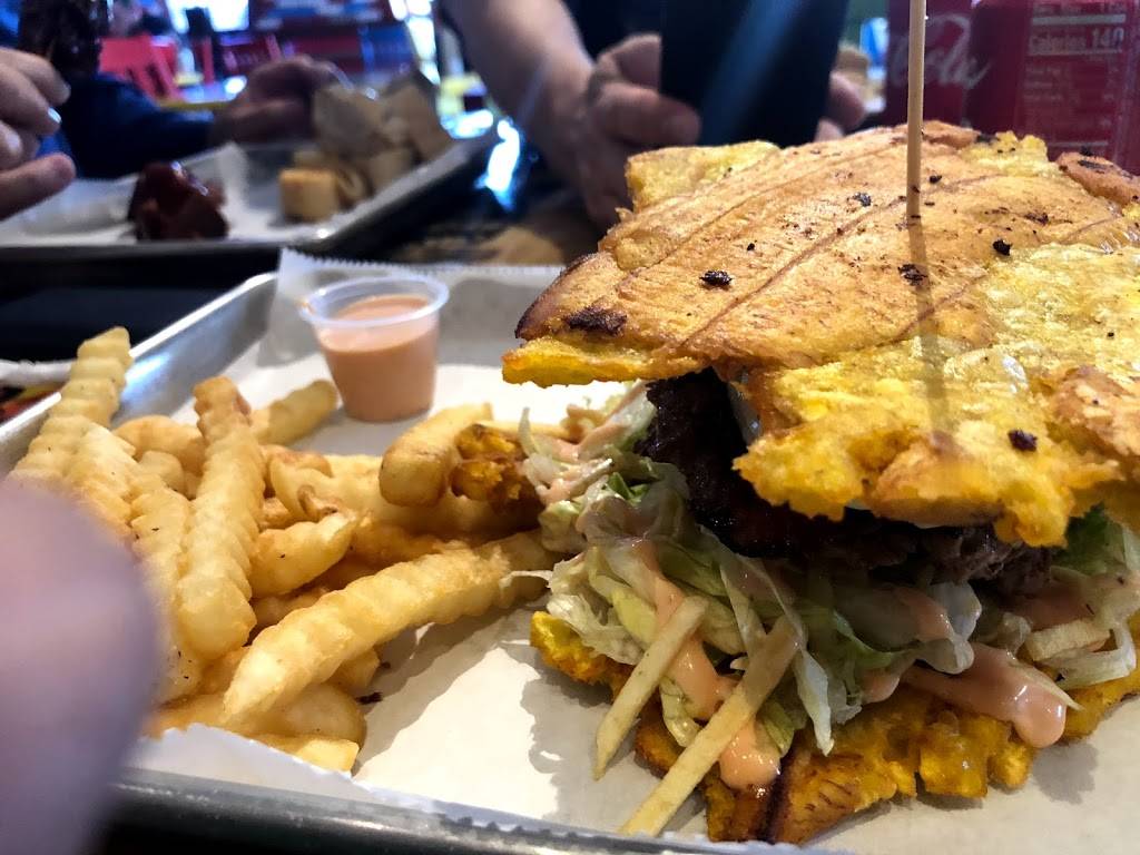 Willies Pinchos | restaurant | 1000 W Vine St, Kissimmee, FL 34741, USA | 4077852330 OR +1 407-785-2330