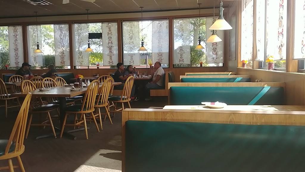 Polonus Restaurant | restaurant | 1744 Biddle Ave, Wyandotte, MI 48192, USA | 7342833530 OR +1 734-283-3530