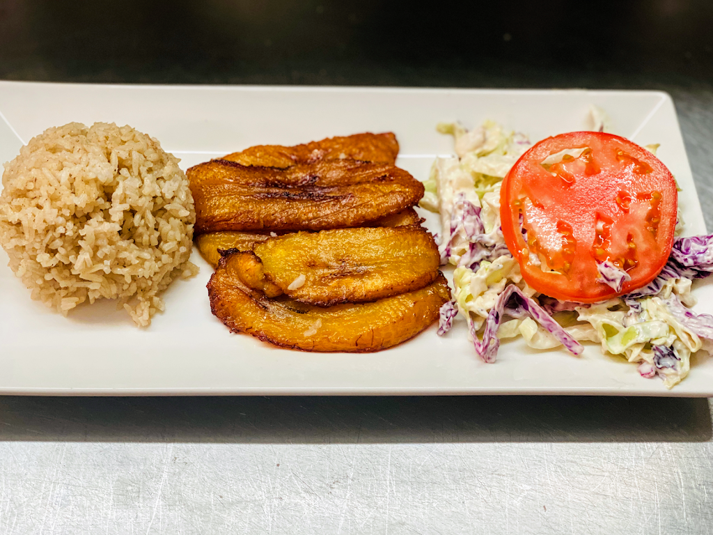 Sazón de Panama | restaurant | 5299 E 38th St, Indianapolis, IN 46218, USA | 3173841807 OR +1 317-384-1807