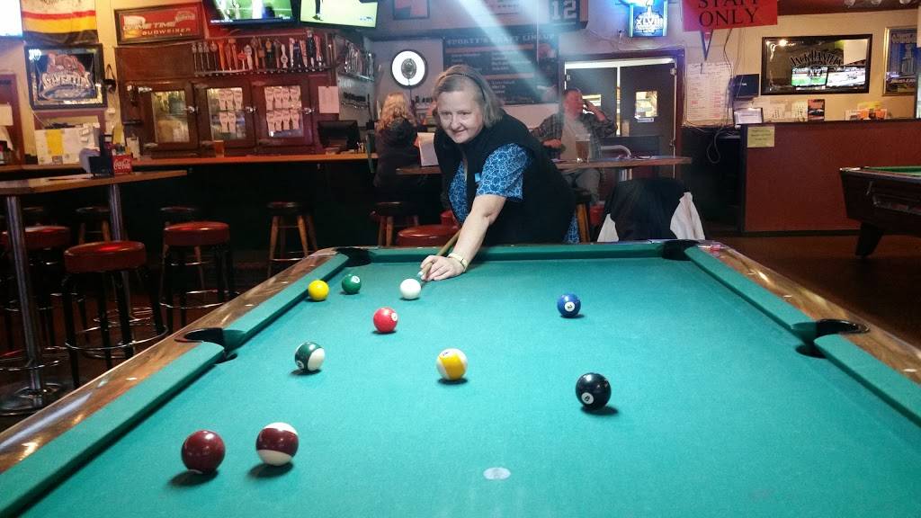 Sportys Beef & Brew | restaurant | 6503 Evergreen Way, Everett, WA 98203, USA | 4253471733 OR +1 425-347-1733