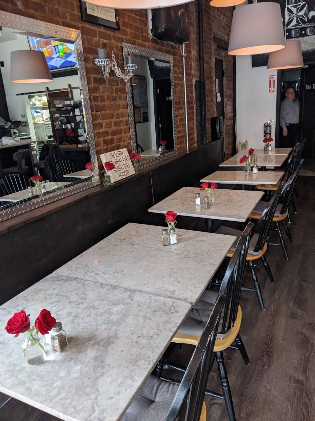 Mia Zia | restaurant | 8424 13th Ave, Brooklyn, NY 11228, USA | 7189211340 OR +1 718-921-1340