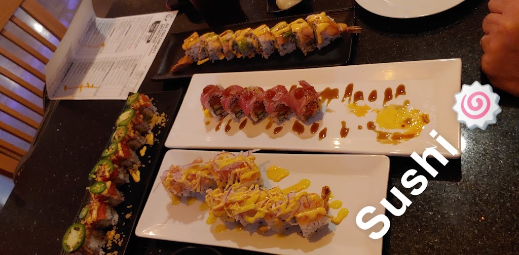 Crazy Tuna Sushi | restaurant | 941 W Elliot Rd, Chandler, AZ 85225, USA | 4808555535 OR +1 480-855-5535