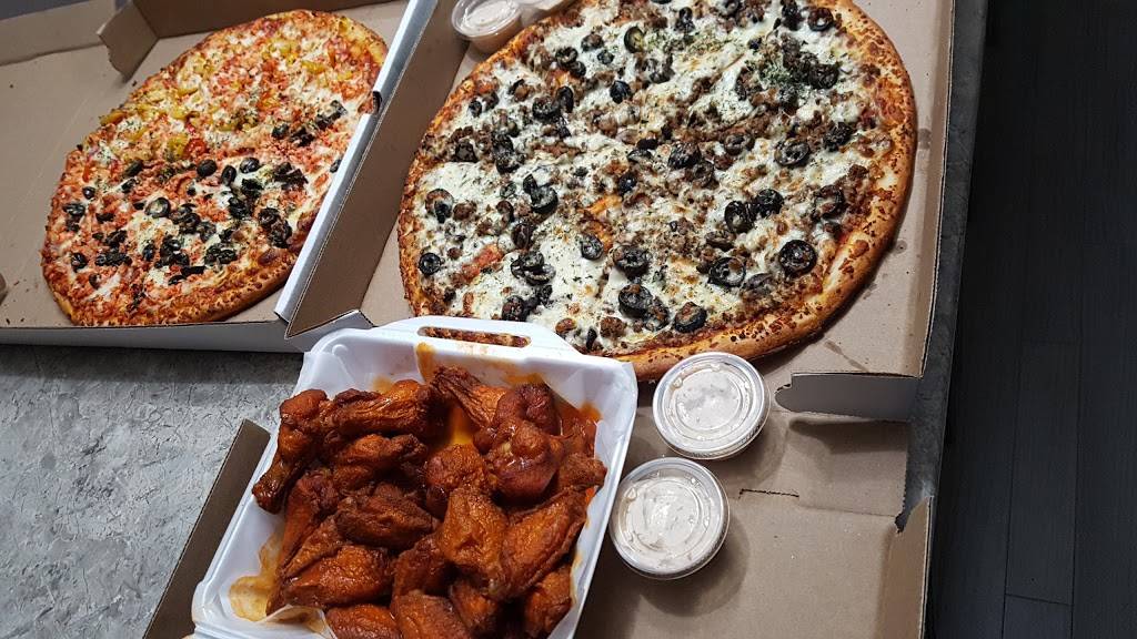 Yaseen Pizza | restaurant | 2895 Bank St, Gloucester, ON K1T 1N2, Canada | 6137396363 OR +1 613-739-6363