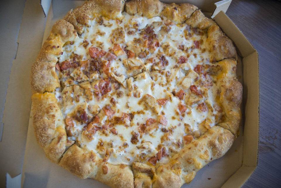 Pizza Hut | restaurant | 226 W Alma Ave Suite 40, San Jose, CA 95110, USA | 4082885400 OR +1 408-288-5400