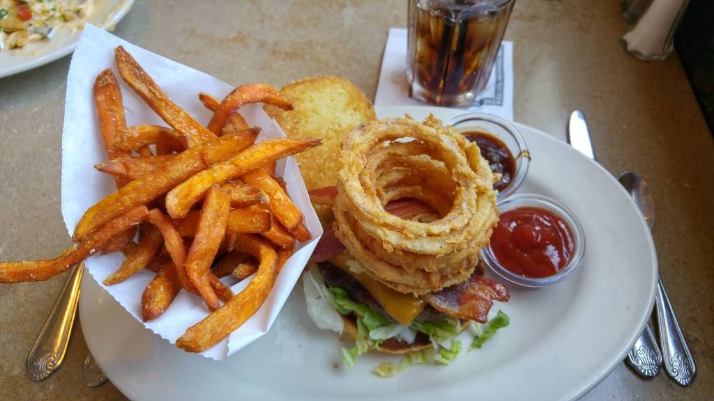 Mels Drive-In | restaurant | 8585 Sunset Blvd, West Hollywood, CA 90069, USA | 3108547201 OR +1 310-854-7201