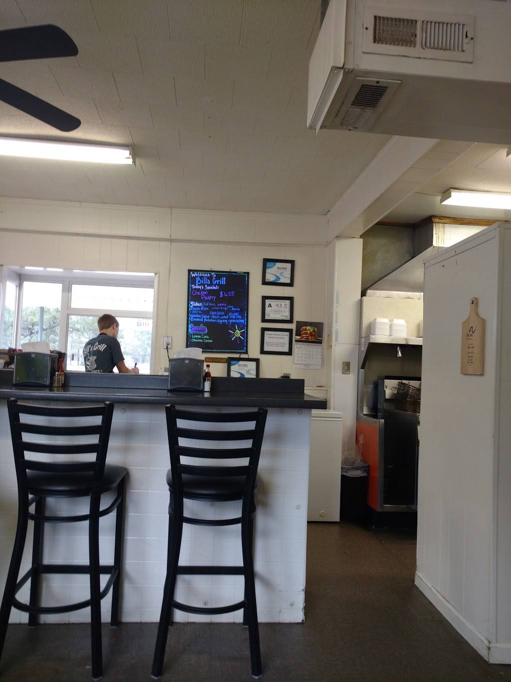 Bills Grill | restaurant | 5619 US-117 ALT, Wilson, NC 27893, USA | 2522391627 OR +1 252-239-1627