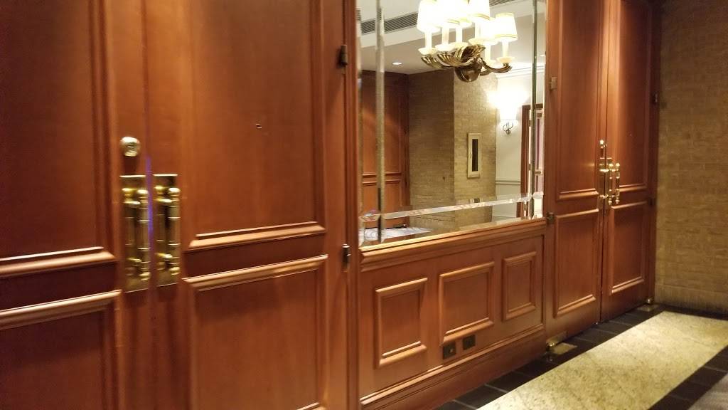 Allgauers On the Riverfront | restaurant | 2855 Milwaukee Ave, Northbrook, IL 60062, USA | 8476647999 OR +1 847-664-7999