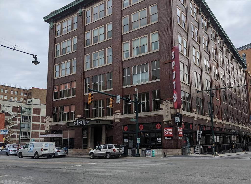 The District Tap | restaurant | 141 S Meridian St, Indianapolis, IN 46225, USA | 3176320202 OR +1 317-632-0202