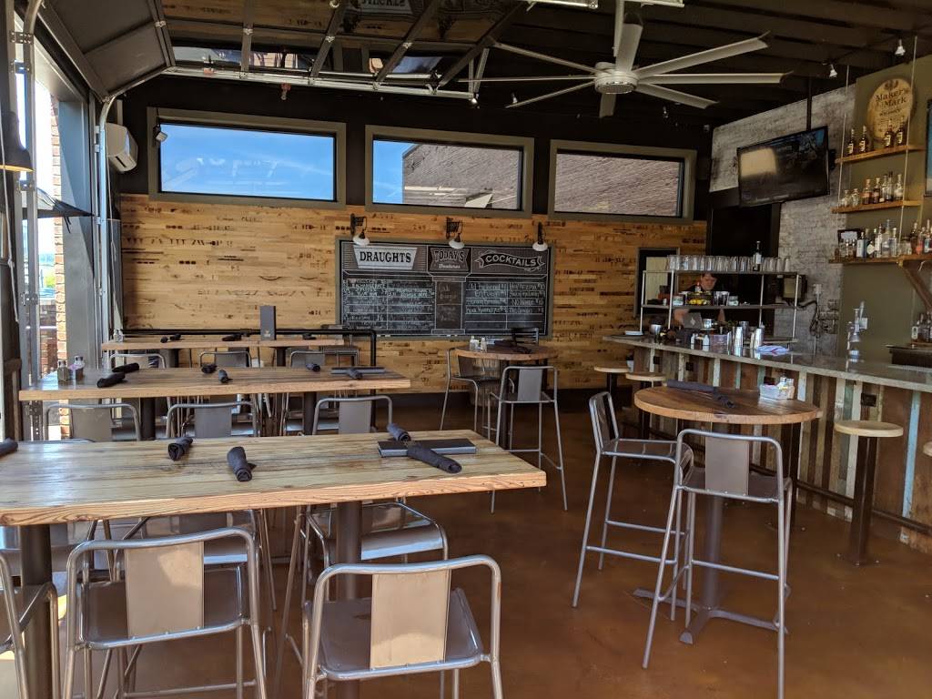 The Exchange Pub + Kitchen | restaurant | 118 W Main St, New Albany, IN 47150, USA | 8129486501 OR +1 812-948-6501