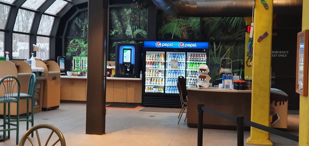 Amazon Cafe | restaurant | C7WR+P3, Cleveland, OH 44109, USA | 2166616500 OR +1 216-661-6500