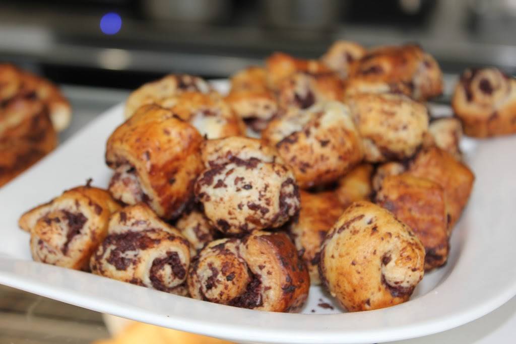 Fellini Gelato & Caffe | cafe | 794 Sorella Ct, Houston, TX 77024, USA | 2818886261 OR +1 281-888-6261